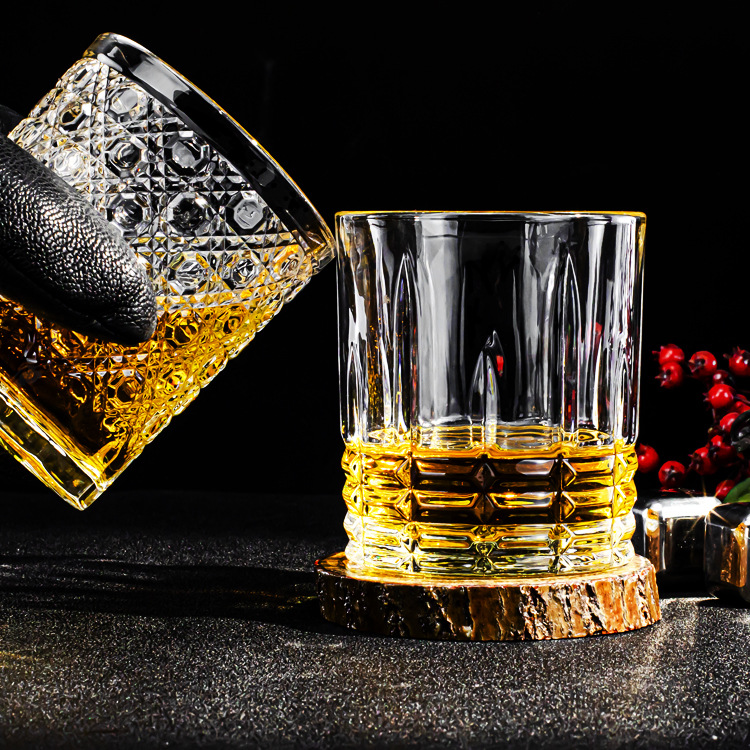Wholesale of creative whisky wine glasses, carved glass wine glasses, high-end appearance wine glasses, light luxury red wine glasses and beer glasses Specification image