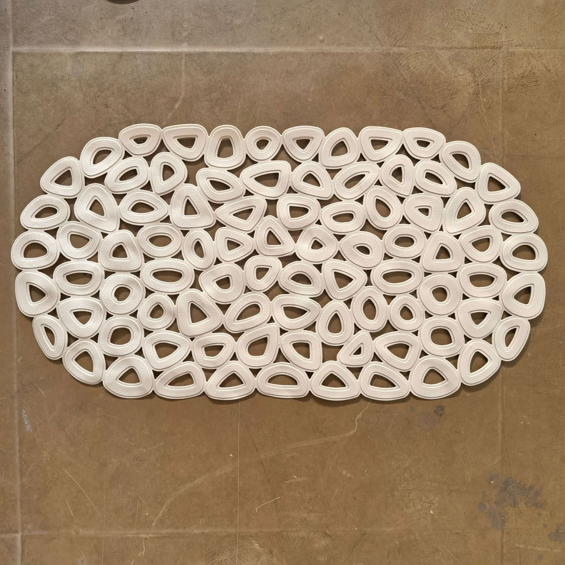 Anti-slip bathroom mat T-01/02 Hollow triangular solid color transparent bath massage mat suction cup bathroom mat