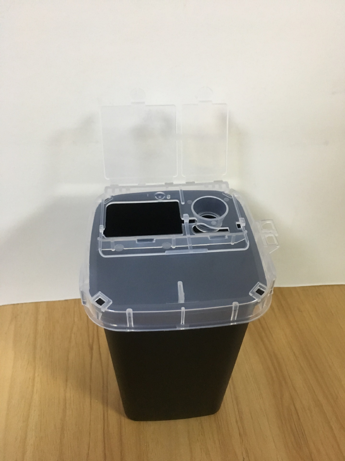 Yellow medical waste containers, blood collection needles, alcohol tablets, band-aids, umbilical cord clips, new cross-border models Application Scenario