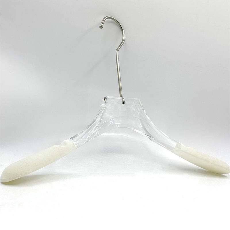 衣架/折叠衣架/塑料衣架/木质儿童衣架/衣服架子产品图