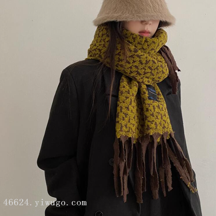 New cross-border wholesale e-commerce supply of retro checkered imitation cashmere scarves and leopard print scarves