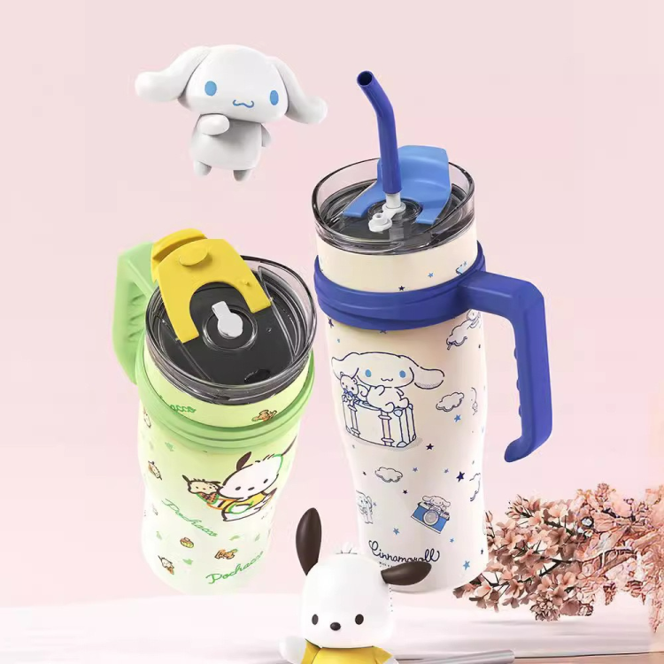 Cross-border foreign trade offers wholesale of giant Sanrio cartoon high-appearance-level car straw cups, ice cube cups, large-capacity insulated and cold-proof cups, leak-proof cups with handles, car cups, water cups, and cups for children, boys, girls, and students Specification image