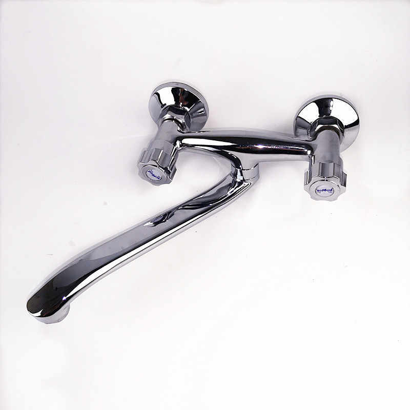 水龙头/五金龙头花洒/水龙头北美/小水龙头/小熊贴防溅水龙头细节图