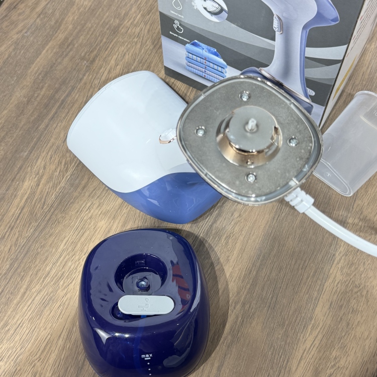 熨斗/电熨斗/迷你熨斗/熨斗白/干式熨斗细节图