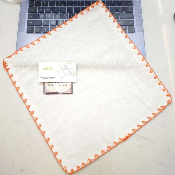A variety of small cotton yarn face towels in different sizes