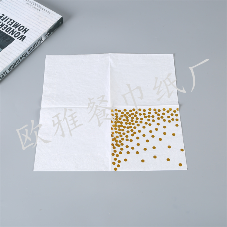 纸巾/餐巾纸/洁柔抽纸/沙特纸巾/卡通对折手帕纸产品图