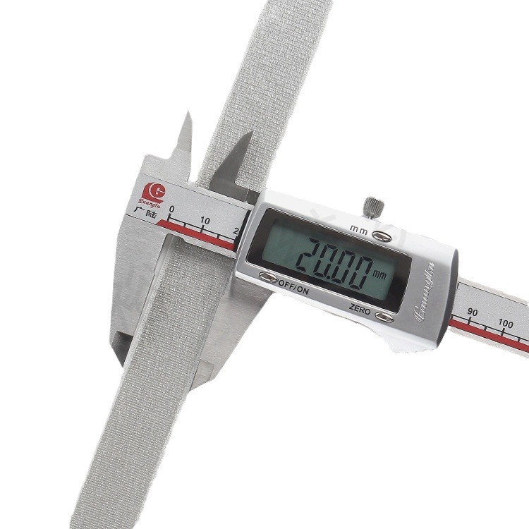 肩带、搭扣实物图