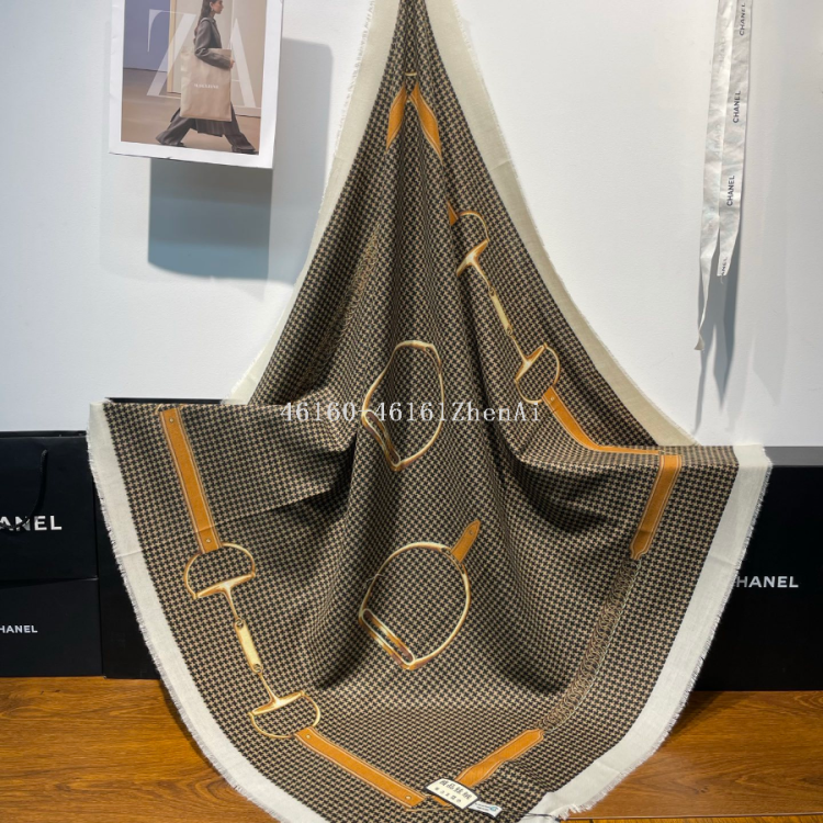 New cross-border export cash on delivery fashionable classic velvet printed square scarves, e-commerce live-streaming scarf wholesale supply chain