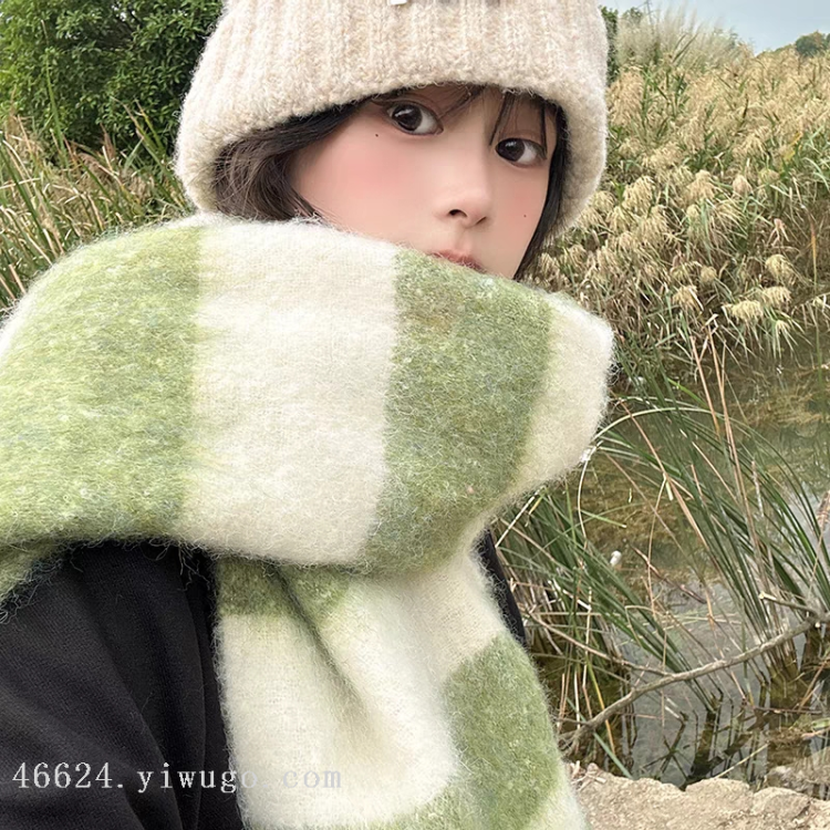 New in-stock cross-border scarf wholesale e-commerce live streaming supply chain AC loose beard two-color horizontal stripe extra-long scarf Item Picture
