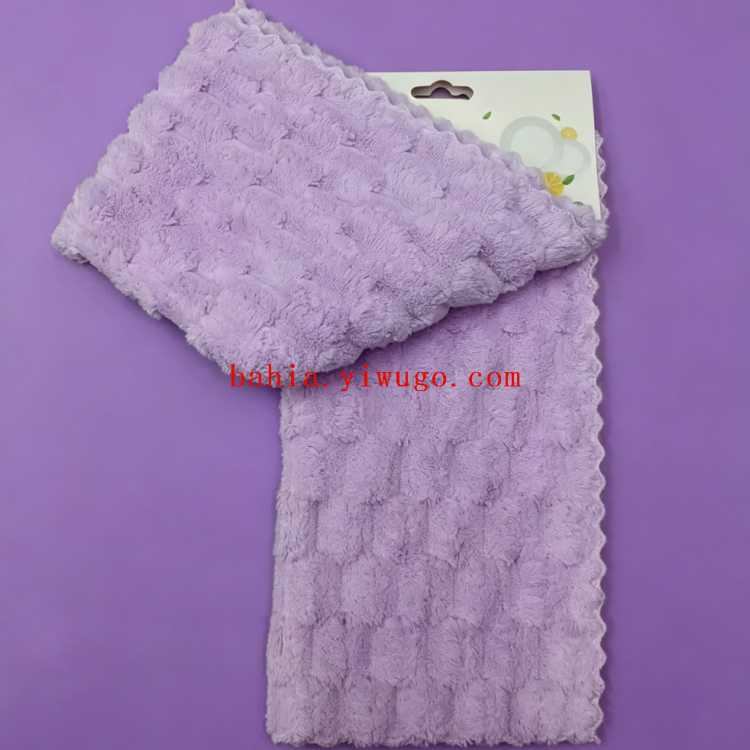 Bahia Polka dot double-sided microfiber cleaning cloth is a highly efficient oil-stain and water-absorbing kitchen cloth in purple series