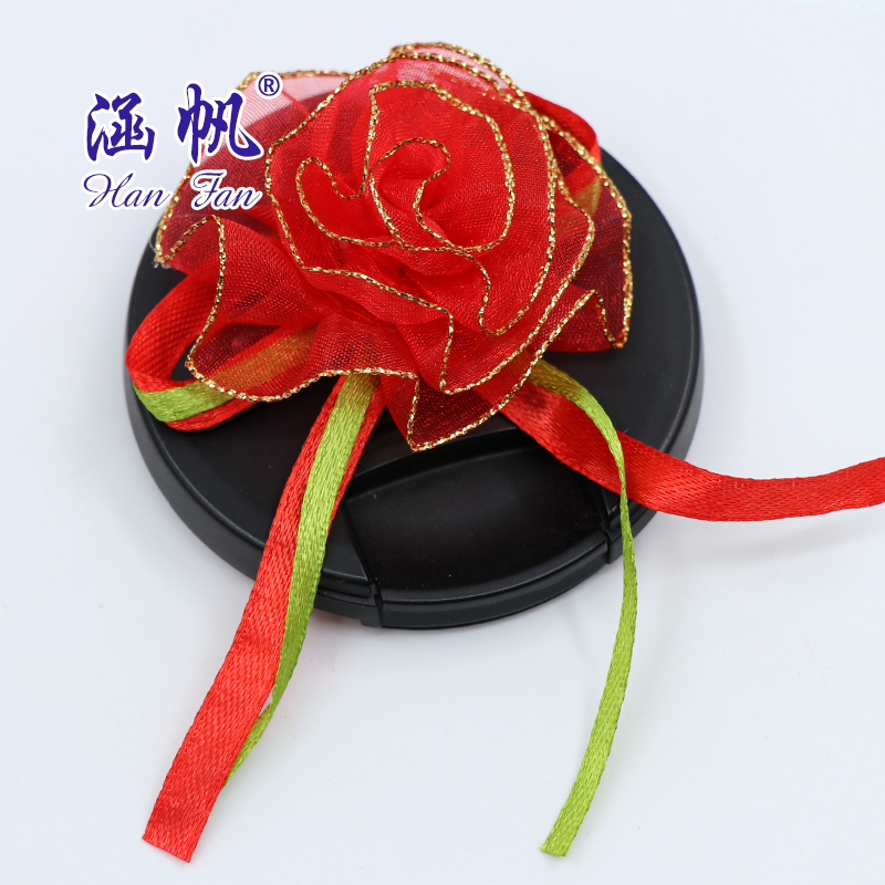 Handcrafted small flower carnation head ornaments with Hanfan woven ribbons, golden edge gauze ribbons, and small flower wedding candy boxes with bows Specification image
