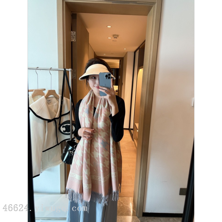 Cross-border scarf wholesale e-commerce live streaming supply chain supply double-sided letter thousand bird grid