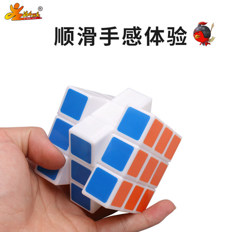 厂家直销 无限高频三阶免贴纸7公分热转印魔方顺滑益智比赛玩具