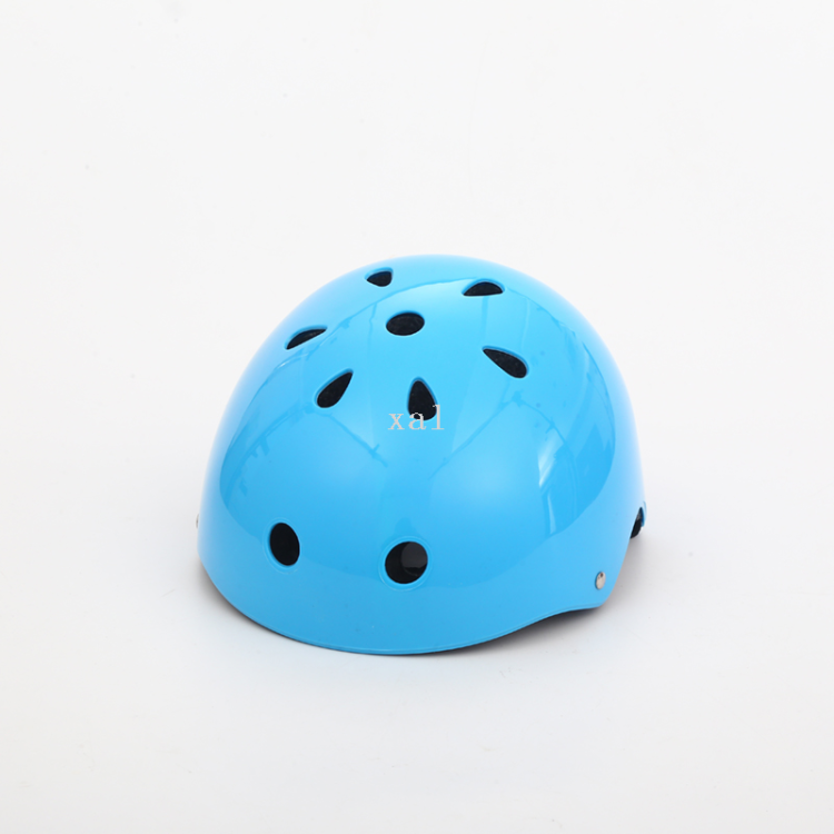 儿童轮滑头盔护具套装七件套滑板防护护头溜冰鞋运动头盔