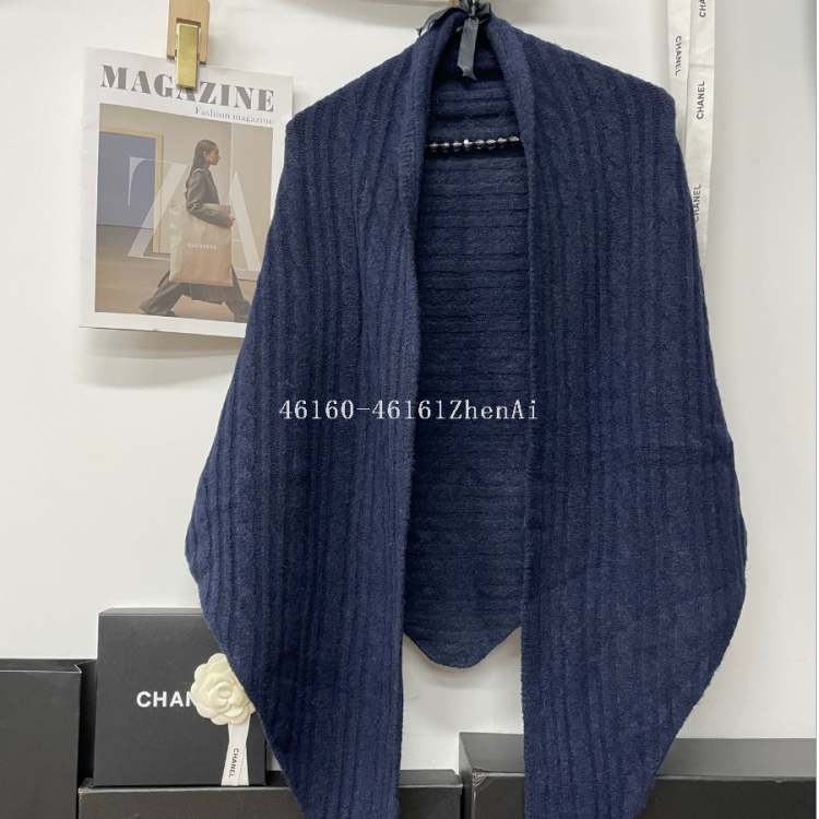 Wholesale e-commerce live-streaming supply chain for new cross-border export twisted knitted large shawls and scarves Application Scenario