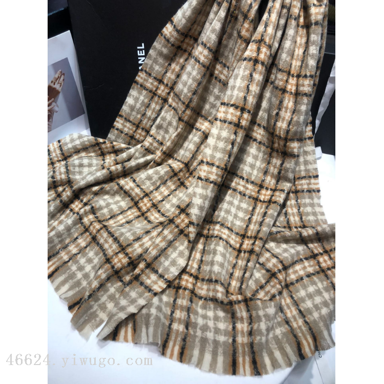 Wholesale of cross-border scarves in stock, e-commerce live streaming, supply chain, Xiaoxiangfeng barley ear checkered scarves Specification image