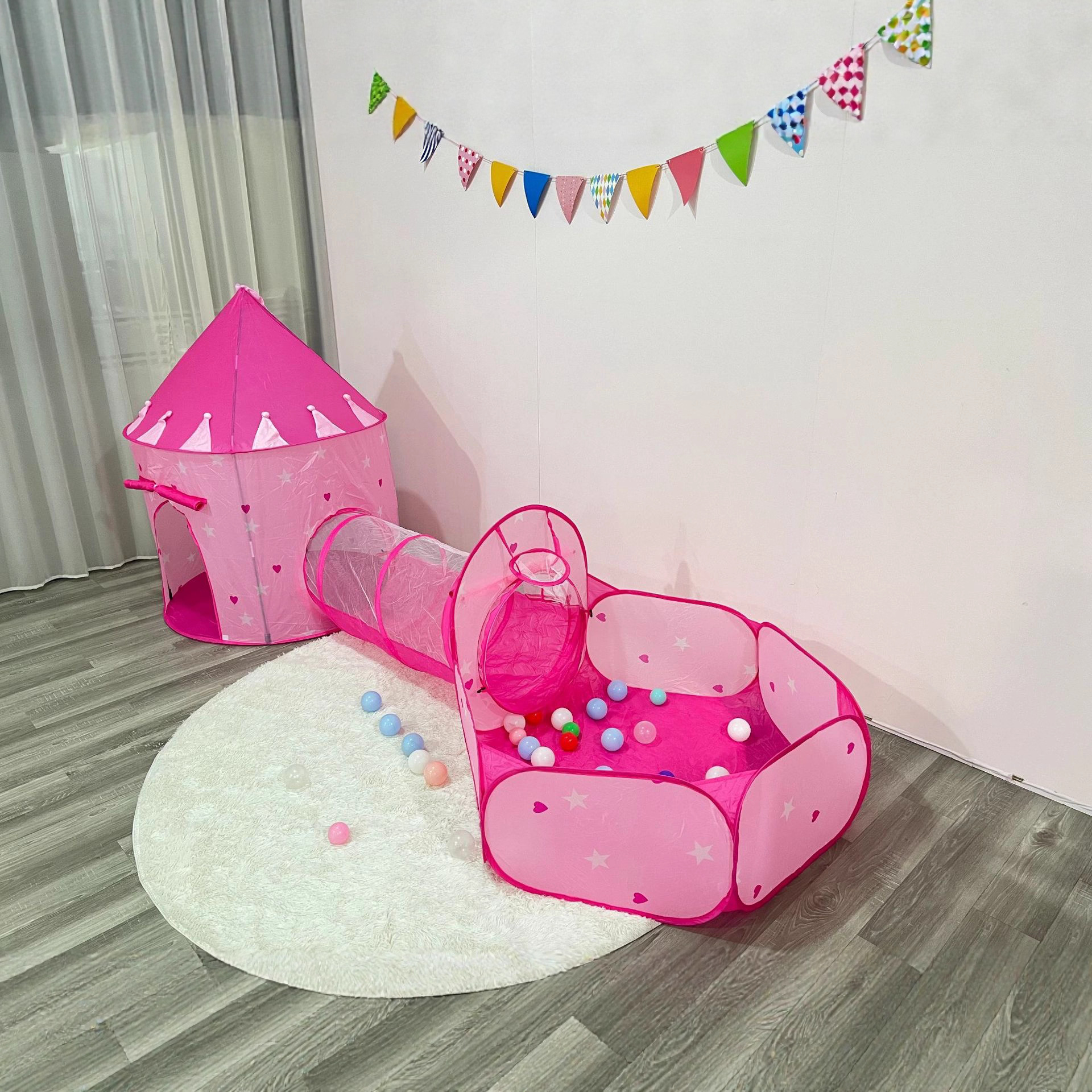 Casa de juego interior para niños al por mayor transfronteriza peach heart creeper tunnel body sense training juguetes para niñas tienda de tres piezas Application Scenario