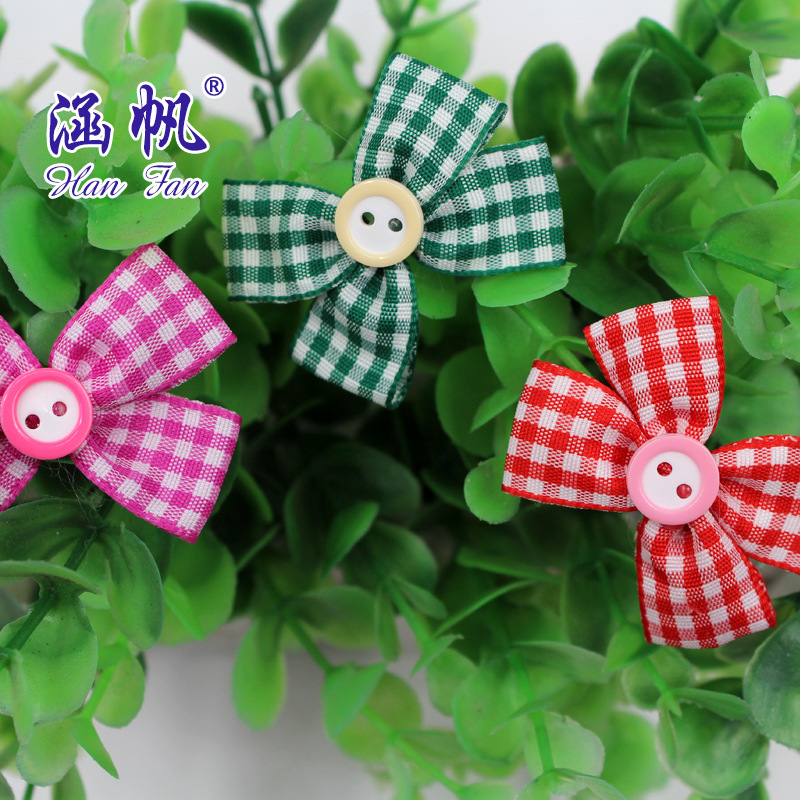 Checkered bow, sticky button, checkered band, striped band, handcrafted clothing video, bow, flower seed details Picture