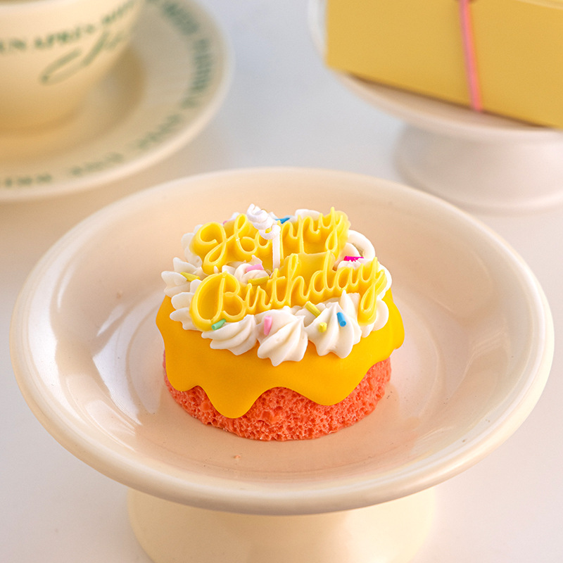 Soy wax dessert cake scented candle gift box, birthday cute smokeless handcrafted scented candle Item Picture