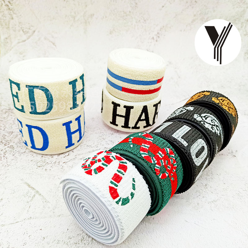 The manufacturer has in stock towels with gold foil stamping, offset printing, jacquard elastic bands, printed letters, soft elastic bands, and fabric accessories Item Picture
