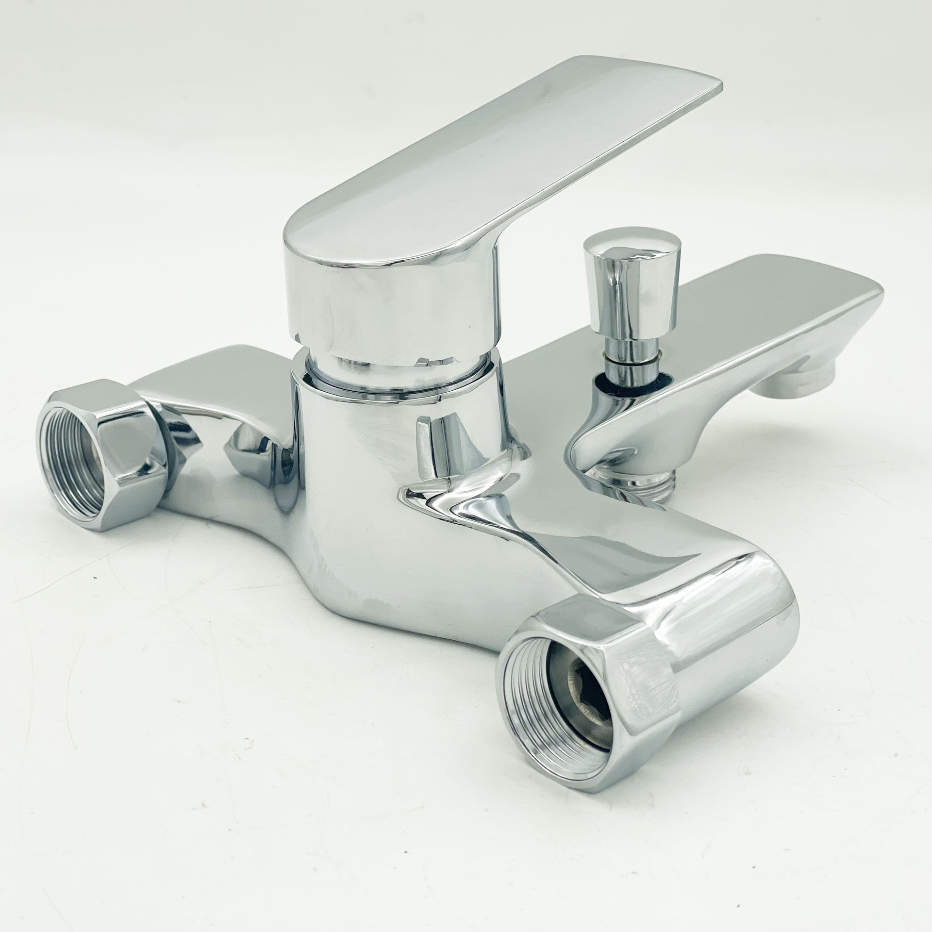 水龙头/五金龙头花洒/小水龙头/小熊贴防溅水龙头/洗手盆水龙头合金双联细节图