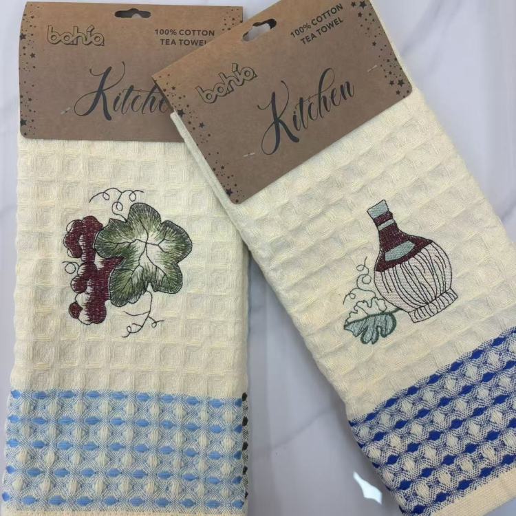 Cotton tea towel, large embroidered waffle pattern tea towel and tea pad, cross-border export kitchen cloth Application Scenario