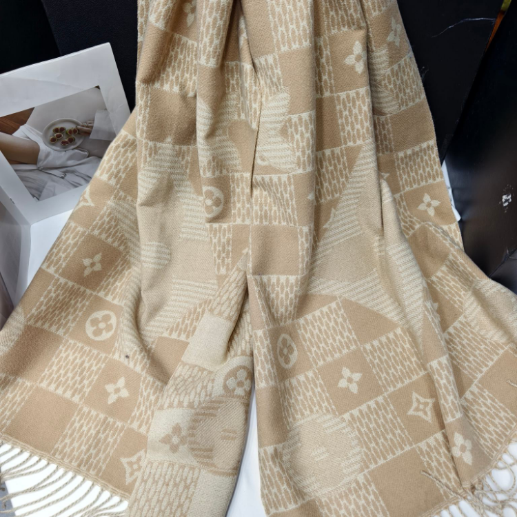 Cross-border in-stock, cross-border scarf wholesale, e-commerce live streaming, supply chain, jacquard double C briqued