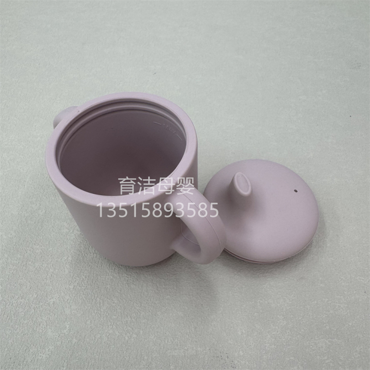 شوكة ملعقة في وعاء من وعاء السيليكا للأطفال Item Picture