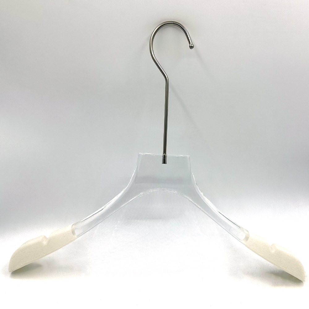 衣架/折叠衣架/塑料衣架/木质儿童衣架/衣服架子白底实物图