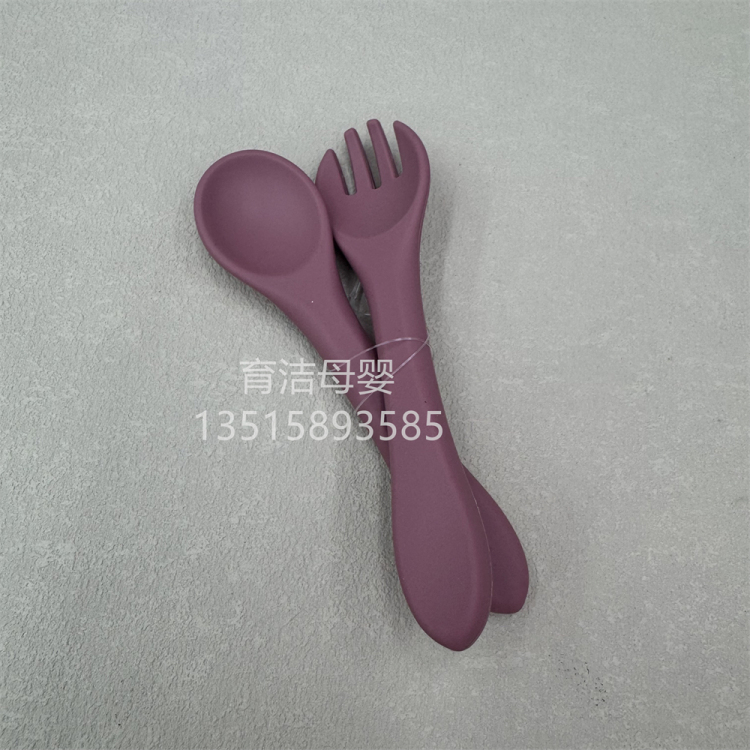 Silicone - Children's tableware, squirrel compartments, plates, bibs, baby suction cups, silicone bowls, water cups, spoons, forks Item Picture