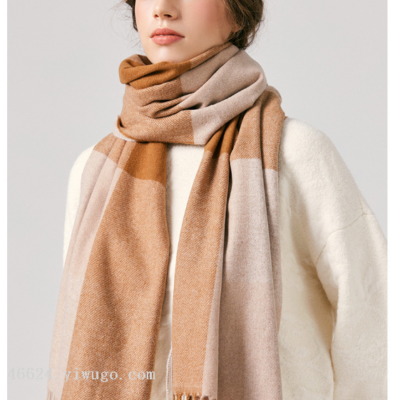 Wholesale of cross-border scarves in stock, e-commerce live streaming, supply chain, 96 wool series, color-blocked wool square grid details Picture