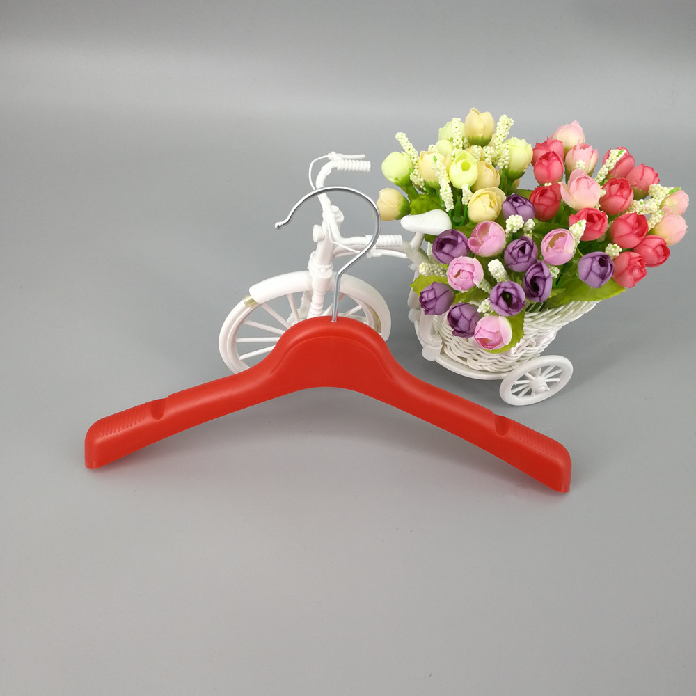 衣架/折叠衣架/塑料衣架/木质儿童衣架/衣服架子白底实物图