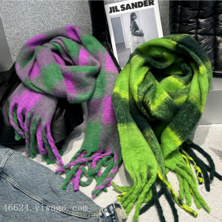 Cross-border scarf wholesale e-commerce live-streaming supply chain supply fluorescent green checkered thick beard scarves Specification image