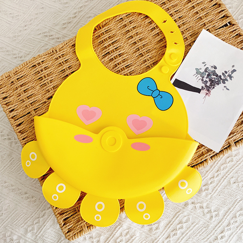 Baby feeding bib, children's waterproof and no-wash feeding bib, silicone three-dimensional bib, super soft for kindergarten baby feeding bib Application Scenario