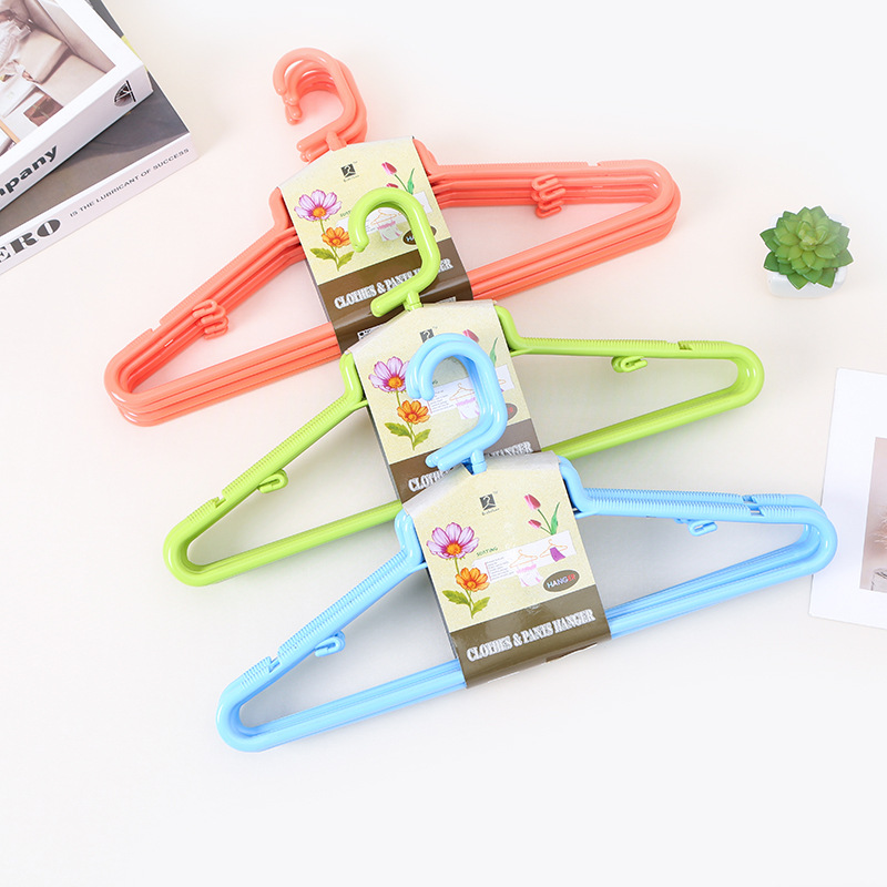 衣架/折叠衣架/塑料衣架/木质儿童衣架/衣服架子产品图