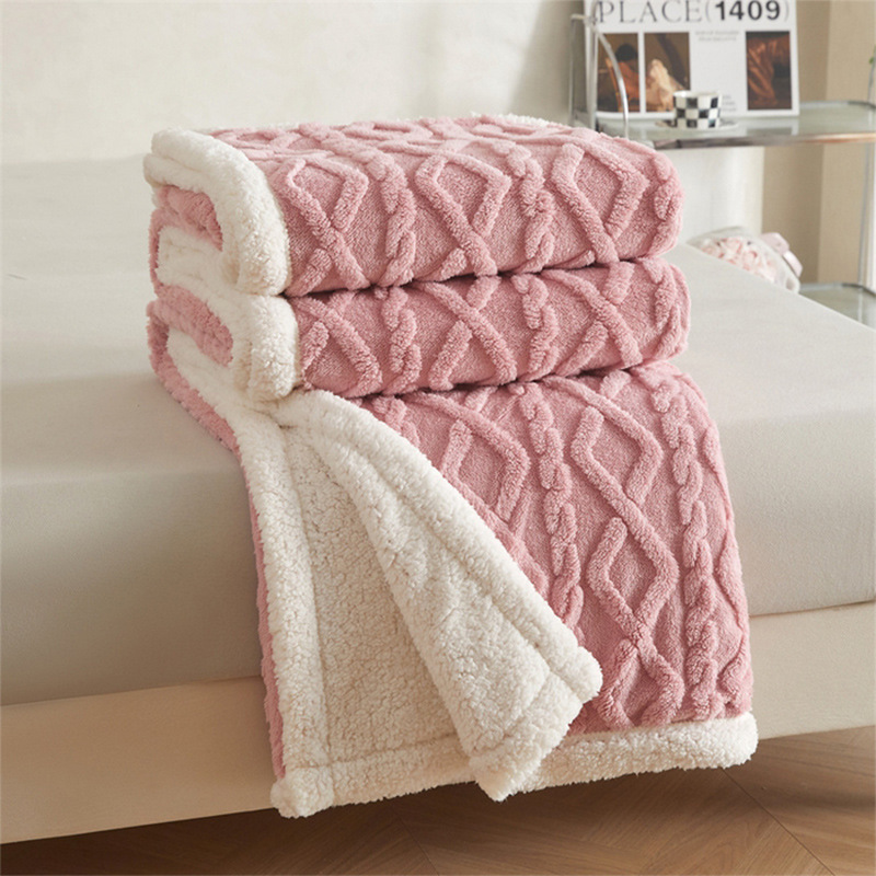 Cross-border fleece and thickened Taffy fleece sheepskin fleece flanged blanket, blanket for midday rest, store anniversary gift blanket Specification image