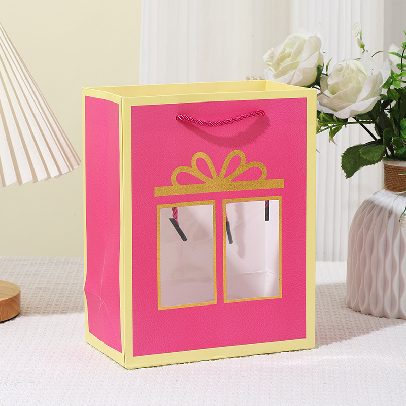 Cross-border transparent window display bow gift bags, handbags, flower packaging bags, souvenirs, window-opening gifts, window-opening style souvenir packaging Application Scenario
