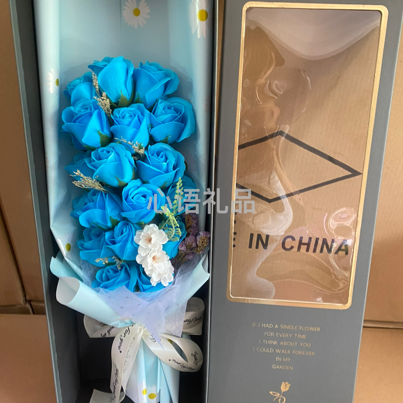 19朵玫瑰花束，情人节礼物，母亲节礼物，节日礼物细节图