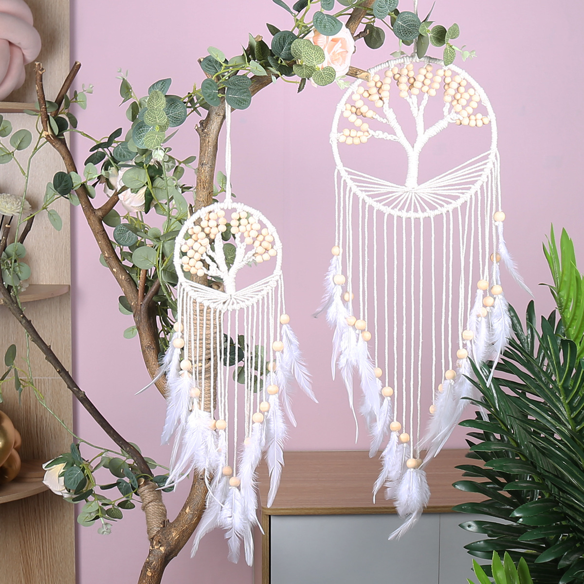 Bohemian-style dreamcatcher home decoration pendant, Indian life tree feather tassel handcrafted decorative item details Picture