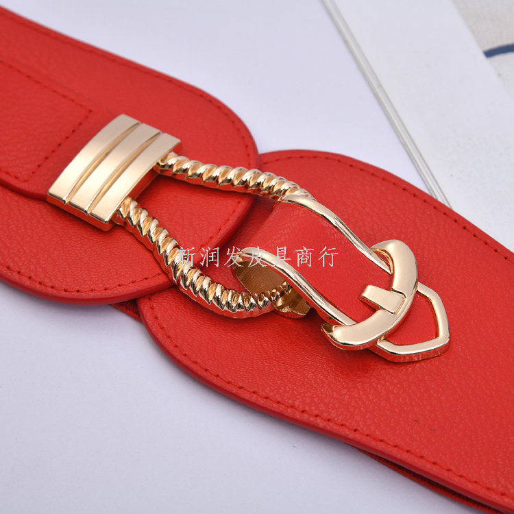 The wide belt with elastic and tight design is a versatile accessory for ladies. It is retro and fashionable, paired with a dress or down jacket. It looks slimmer when worn over a cinched waist Specification image