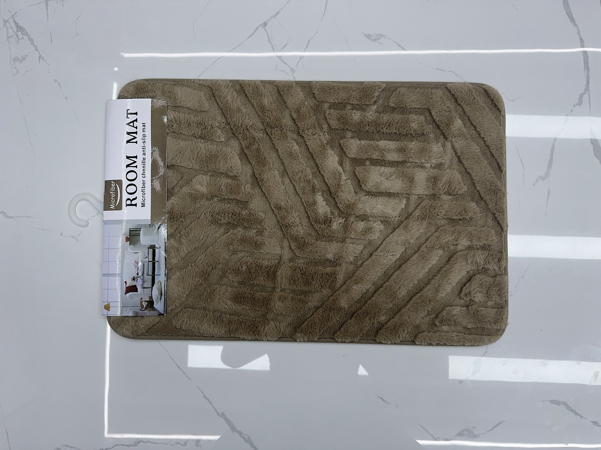 New polyester square washable floor MATS, anti-slip MATS for export, water-absorbing velvet carpets, wholesale of household floor MATS details Picture