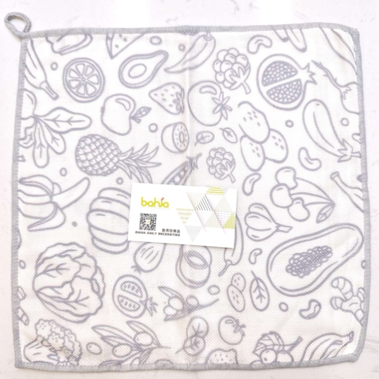 Double-layer plant fiber printed kitchen cleaning small square cloth Application Scenario
