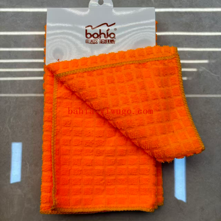Plain small square cloth, 40*48cm, lockstitch wiping cloth, dishwashing cloth, kitchen stain removal and cleaning cloth Application Scenario