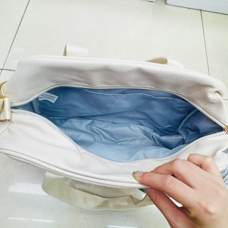 Mummy Bag, large-capacity backpack, new type of backpack for going out, Mummy and baby bag, insulated baby bottle, Mom bag Item Picture