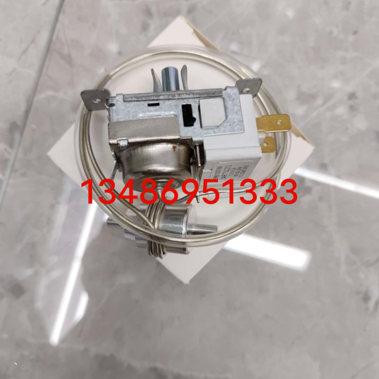 导轨电源白底实物图