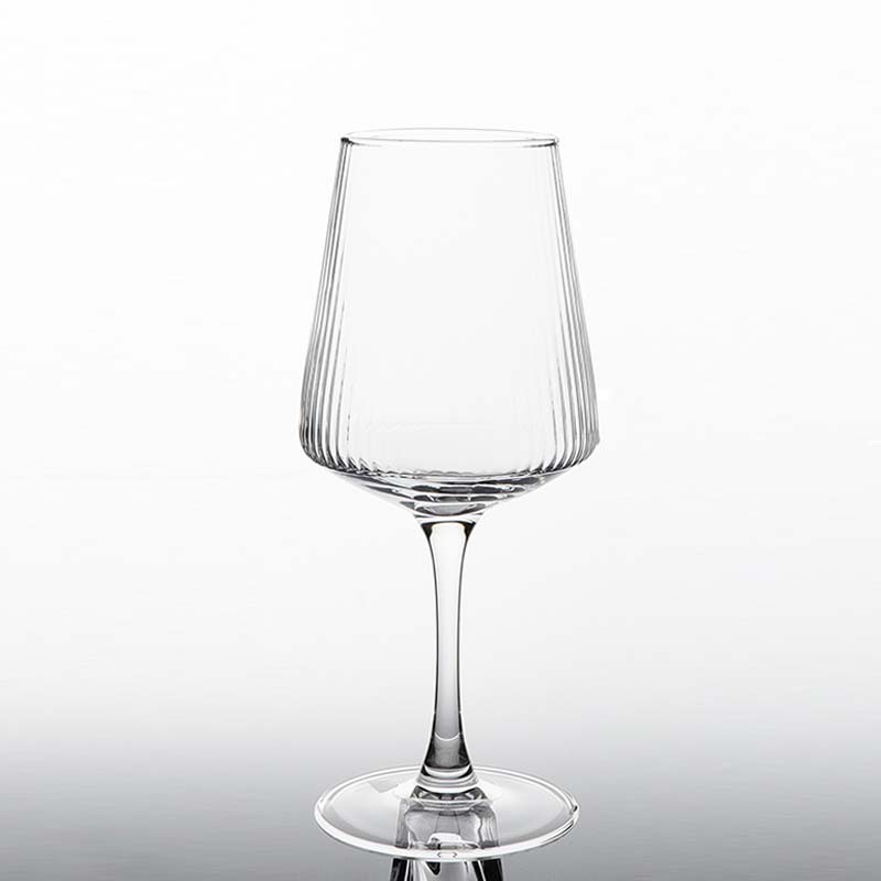 Striped red wine glasses, high-end champagne glasses, tall glasses, light luxury cocktail glass drink glasses, high-end appearance level cocktail glasses Item Picture