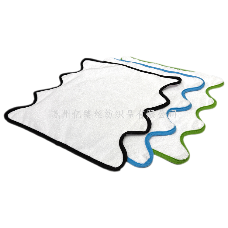 China Yiwu warp knitted double-sided combed microfiber towel fabric, knitted irregular-shaped edge absorbent bathrobe, kitchen household cleaning cloth Application Scenario