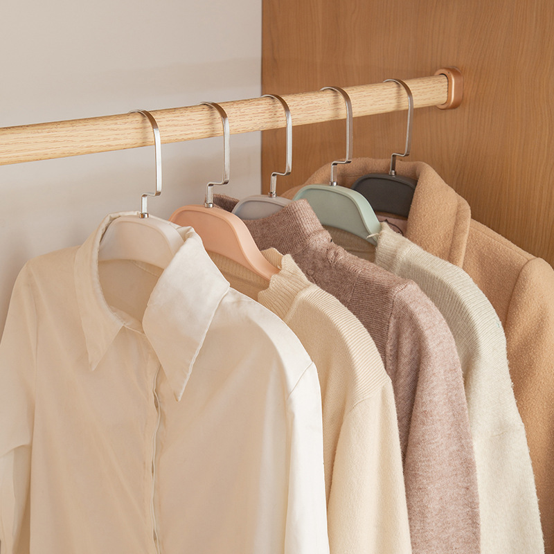 衣架/折叠衣架/塑料衣架/木质儿童衣架/衣服架子产品图