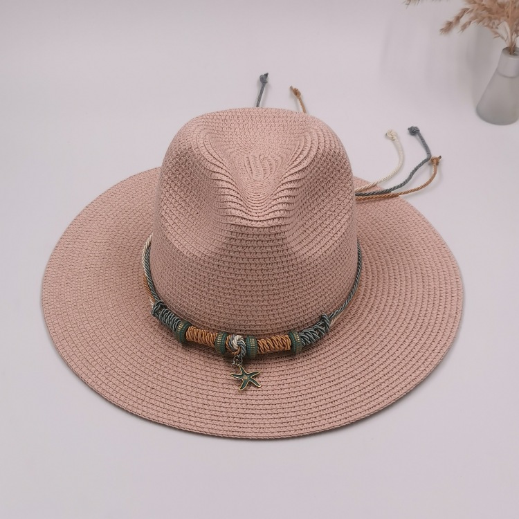 The black wide-brimmed straw hat is a breathable, comfortable and UV-resistant baseball cap Item Picture