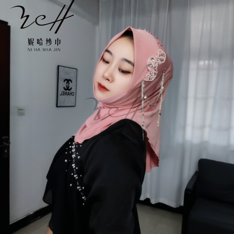 Niha Scarf Factory's Musi Headscarf, Hui Ethnic Headscarf With Tassels, Simple Style, Cross-Border Best-Selling Muslim Products, Women's Headscarf Application Scenario